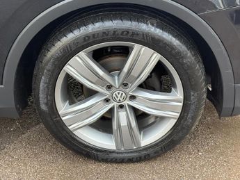 Volkswagen Tiguan 2.0 TDI SEL DSG Euro 6 (s/s) 5dr