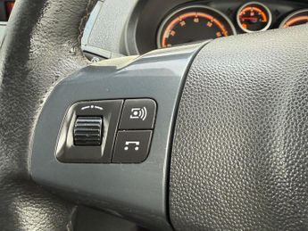 Vauxhall Corsa 1.4 16V SE Auto Euro 5 5dr