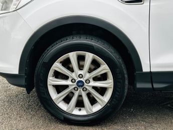 Ford Kuga 1.5T EcoBoost Titanium SUV 5dr Petrol Auto AWD Euro 6 (s/s) (182