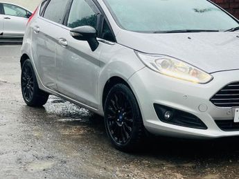 Ford Fiesta 1.6 Titanium Powershift Euro 5 5dr
