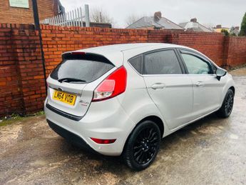 Ford Fiesta 1.6 Titanium Powershift Euro 5 5dr
