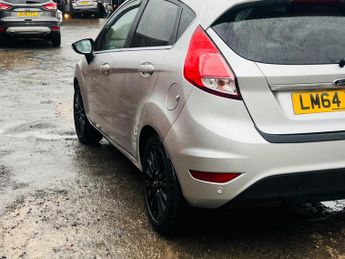 Ford Fiesta 1.6 Titanium Powershift Euro 5 5dr