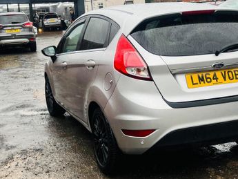 Ford Fiesta 1.6 Titanium Powershift Euro 5 5dr