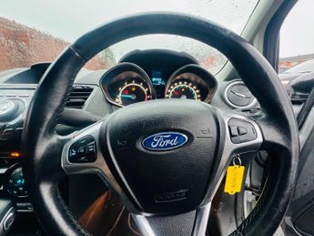 Ford Fiesta 1.6 Titanium Powershift Euro 5 5dr