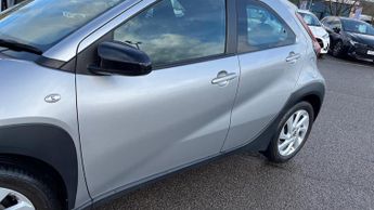 Toyota Aygo X 1.0 VVT-i Pure x-shift Euro 6 (s/s) 5dr