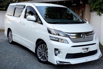 Toyota Vellfire 2.4 Golden Eyes II - Modeliista Aero Kit