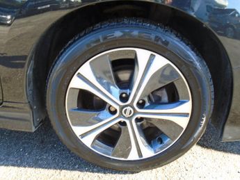 Nissan Leaf 40kWh Tekna Auto 5dr