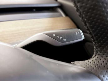 Tesla Model 3 (Dual Motor) Performance Saloon 4dr Electric Auto 4WDE (Performa