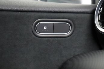 Mercedes-Benz A Class 1.5 A180d AMG Line Euro 6 (s/s) 5dr