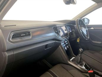 Volkswagen T-Roc 1.6 TDI SE SUV 5dr Diesel Manual Euro 6 (s/s) (115 ps)