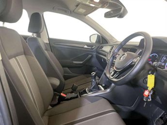 Volkswagen T-Roc 1.6 TDI SE SUV 5dr Diesel Manual Euro 6 (s/s) (115 ps)