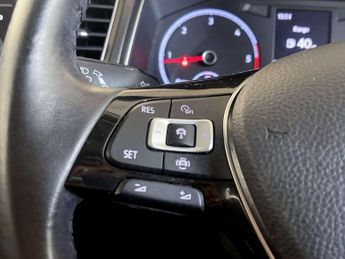 Volkswagen T-Roc 1.6 TDI SE SUV 5dr Diesel Manual Euro 6 (s/s) (115 ps)