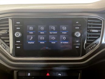 Volkswagen T-Roc 1.6 TDI SE SUV 5dr Diesel Manual Euro 6 (s/s) (115 ps)