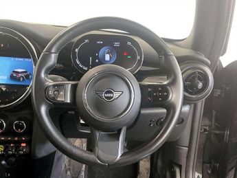 MINI Electric Hatch Cooper SE 32.6kWh Level 2 Hatchback 3dr Electric Auto (184 ps)