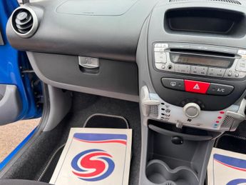 Toyota AYGO 1.0 VVT-i Blue MultiMode Euro 4 5dr