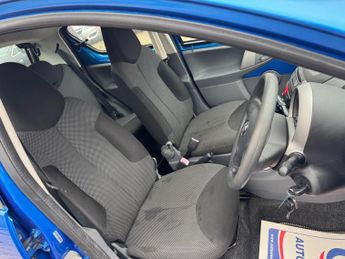 Toyota AYGO 1.0 VVT-i Blue MultiMode Euro 4 5dr