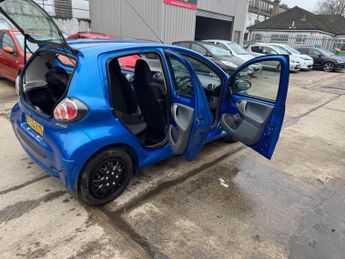 Toyota AYGO 1.0 VVT-i Blue MultiMode Euro 4 5dr