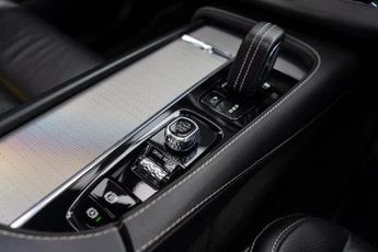 Volvo XC90 2.0 B5 MHEV R-Design Pro Auto 4WD Euro 6 (s/s) 5dr