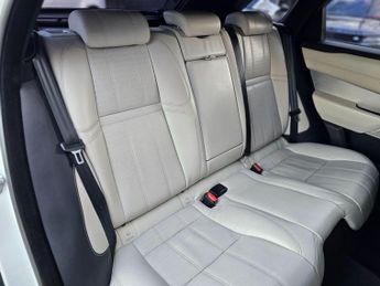 Land Rover Range Rover Velar 2.0 D180 R-Dynamic HSE Auto 4WD Euro 6 (s/s) 5dr