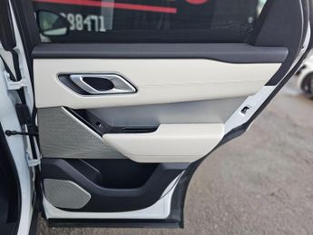 Land Rover Range Rover Velar 2.0 D180 R-Dynamic HSE Auto 4WD Euro 6 (s/s) 5dr