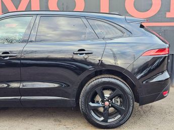 Jaguar F-PACE 2.0 P250i R-Sport Auto AWD Euro 6 (s/s) 5dr