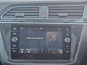 Volkswagen Tiguan 1.5 TSI EVO R-Line Tech SUV 5dr Petrol DSG Euro 6 (s/s) (150 ps)