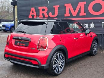MINI Hatch 1.5 Cooper Exclusive Steptronic Euro 6 (s/s) 3dr