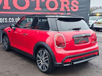 MINI Hatch 1.5 Cooper Exclusive Steptronic Euro 6 (s/s) 3dr