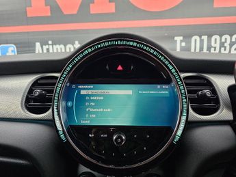 MINI Hatch 1.5 Cooper Exclusive Steptronic Euro 6 (s/s) 3dr