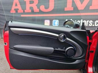 MINI Hatch 1.5 Cooper Exclusive Steptronic Euro 6 (s/s) 3dr