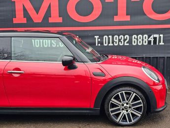 MINI Hatch 1.5 Cooper Exclusive Steptronic Euro 6 (s/s) 3dr