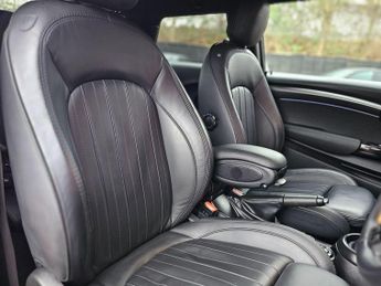 MINI Hatch 1.5 Cooper Exclusive Steptronic Euro 6 (s/s) 3dr