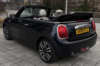 MINI Convertible 1.5 Cooper Exclusive Steptronic Euro 6 (s/s) 2dr