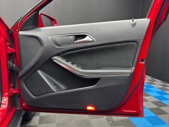 Mercedes-Benz GLA 2.1 GLA200d AMG Line (Premium) 7G-DCT Euro 6 (s/s) 5dr