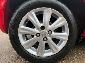 Toyota Yaris 1.33 Dual VVT-i TR MultiMode Euro 4 (s/s) 3dr