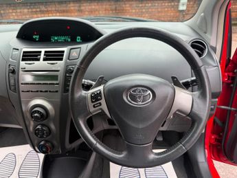Toyota Yaris 1.33 Dual VVT-i TR MultiMode Euro 4 (s/s) 3dr