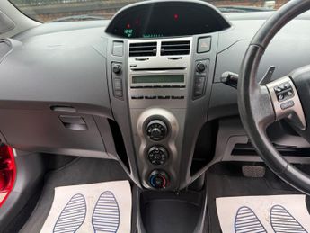 Toyota Yaris 1.33 Dual VVT-i TR MultiMode Euro 4 (s/s) 3dr