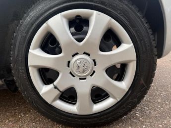 Peugeot 107 1.0 12V Urban 2 Tronic Euro 4 5dr