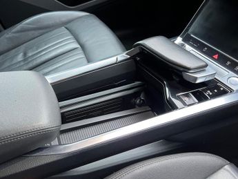 Audi e-tron 55 Auto quattro 5dr 95kWh