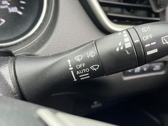 Nissan Qashqai 1.5 dCi N-Connecta 2WD Euro 6 (s/s) 5dr