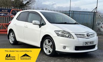 Toyota Auris 1.6 V-Matic SR Euro 5 5dr