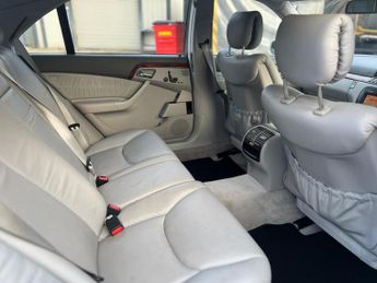 Mercedes-Benz S Class 5.0 S500 4dr