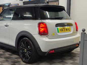 MINI Electric Hatch Cooper SE 32.6kWh Level 2 Auto 3dr