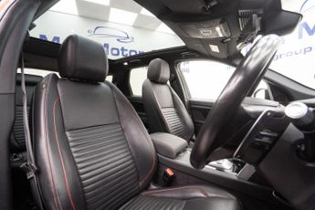 Land Rover Discovery Sport 1.5 P300e 12.2kWh R-Dynamic SE Auto 4WD Euro 6 (s/s) 5dr