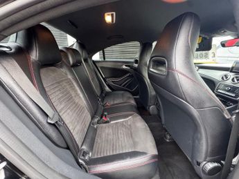 Mercedes-Benz CLA 2.1 CLA220d AMG Line Coupe 7G-DCT Euro 6 (s/s) 4dr