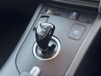 Toyota Auris 1.8 VVT-h Design CVT Euro 6 (s/s) 5dr