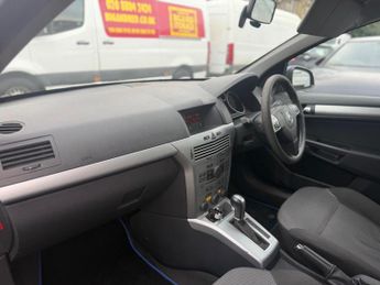 Vauxhall Astra 1.8i 16v Club 5dr