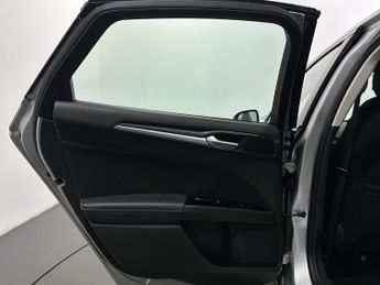 Ford Mondeo 2.0 TiVCT Zetec Edition CVT Euro 6 (s/s) 4dr