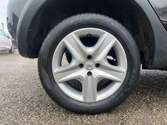 Dacia Sandero Stepway 0.9 TCe Laureate Euro 6 (s/s) 5dr