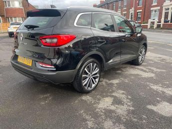 Renault Kadjar 1.5 Blue dCi Iconic SUV 5dr Diesel EDC Euro 6 (s/s) (115 ps)